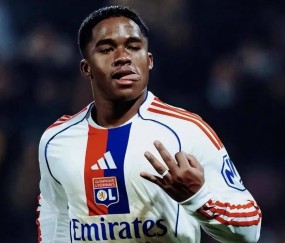 巴西神童恩德里克法甲爆发掀英超争夺战，皇马坚定留人难挡豪门虎视眈眈